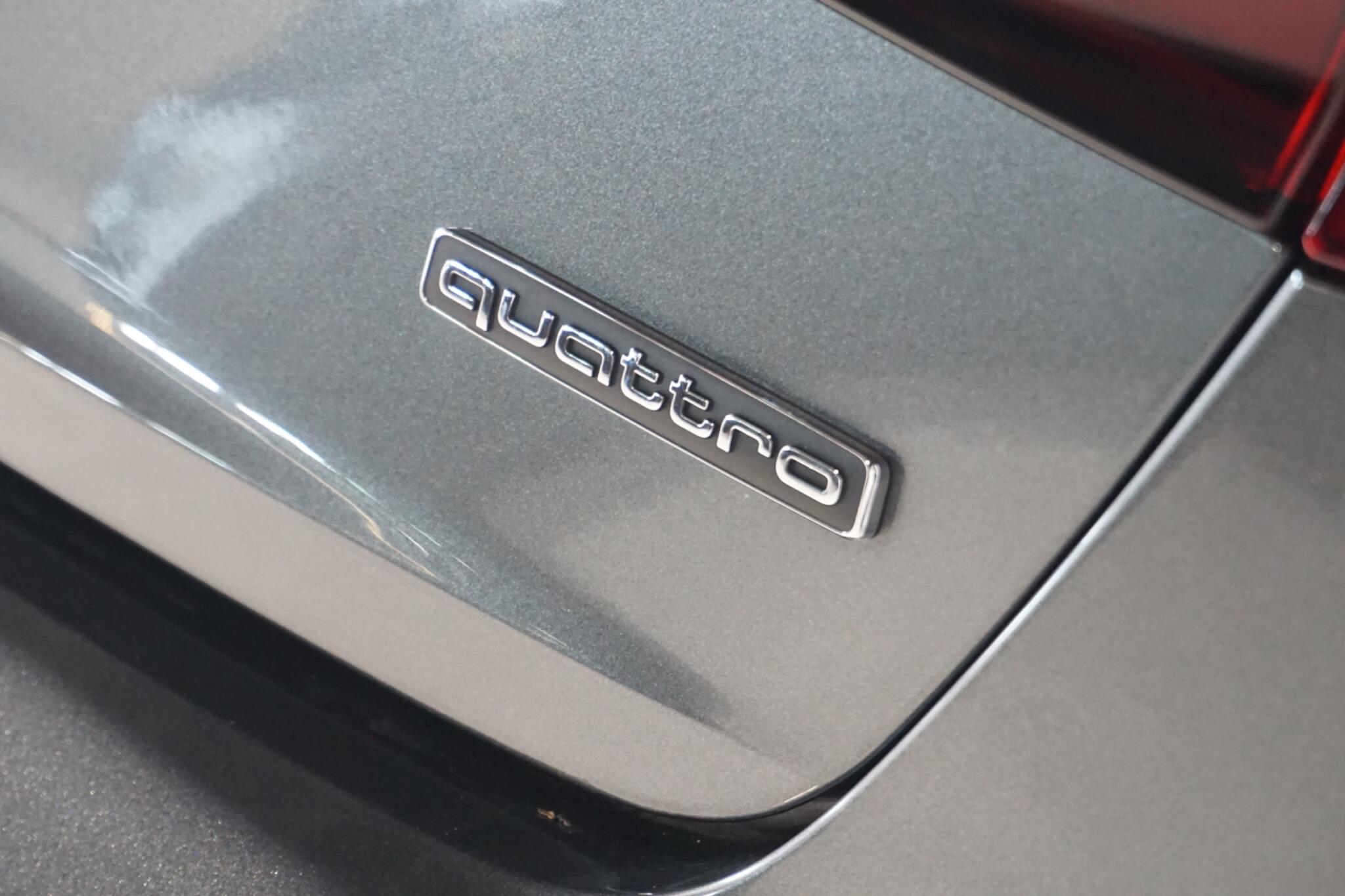 Audi A4 2.0 TDI 40 Black Edition Saloon 4dr Diesel S Tronic quattro Euro 6 (s/s) (204 ps)